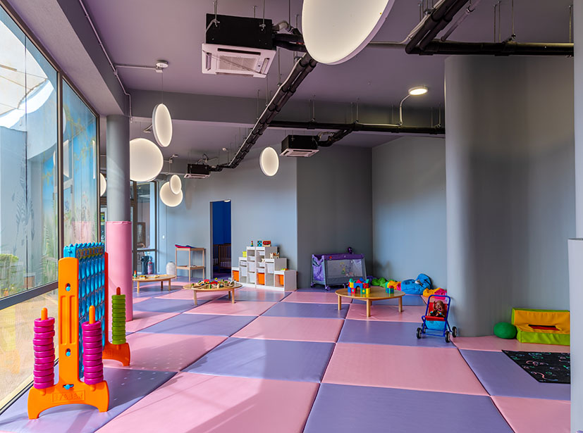 paixnidea-gr-miraggio-playing-space-with-view-and-toys